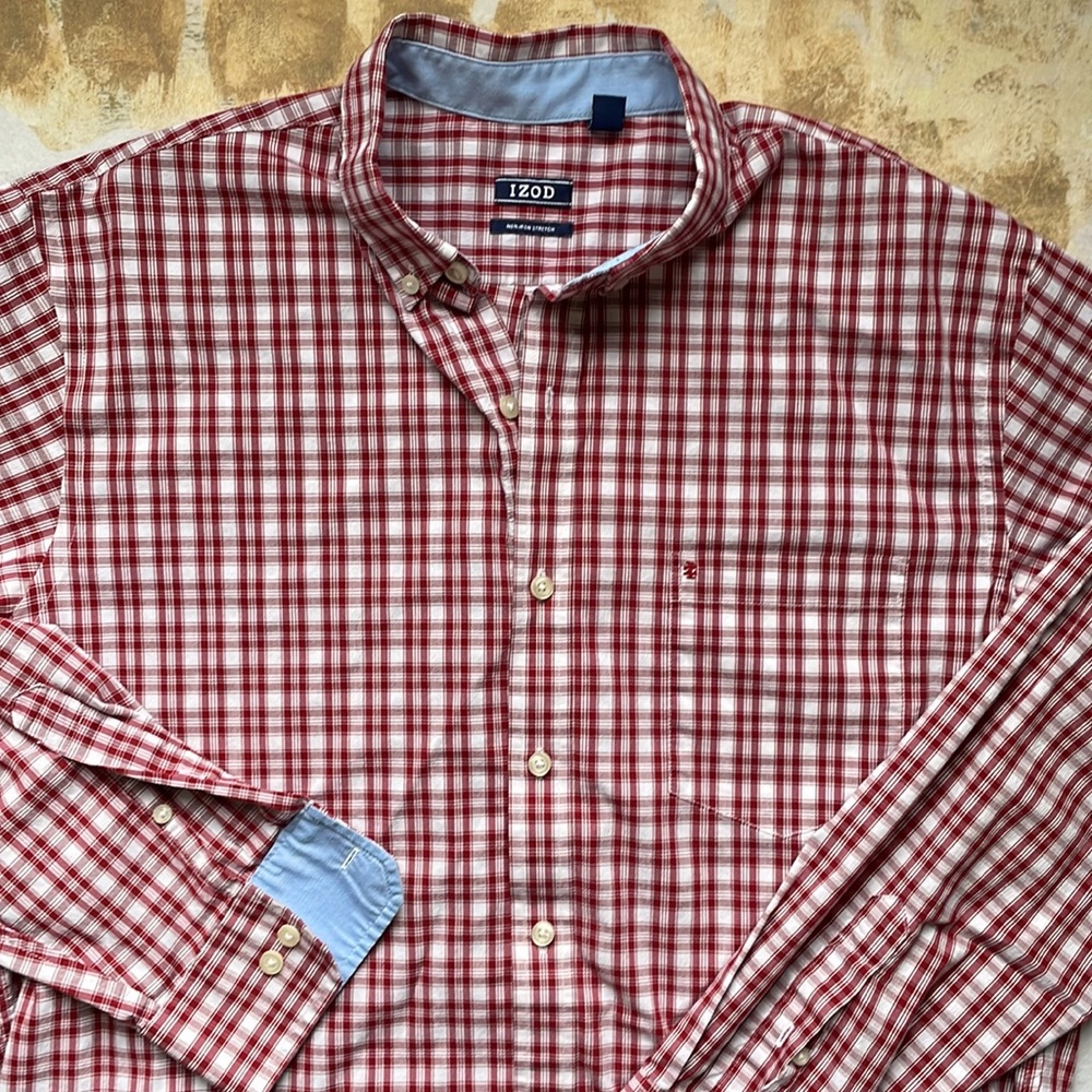 NWOT IZOD No Iron Shirt